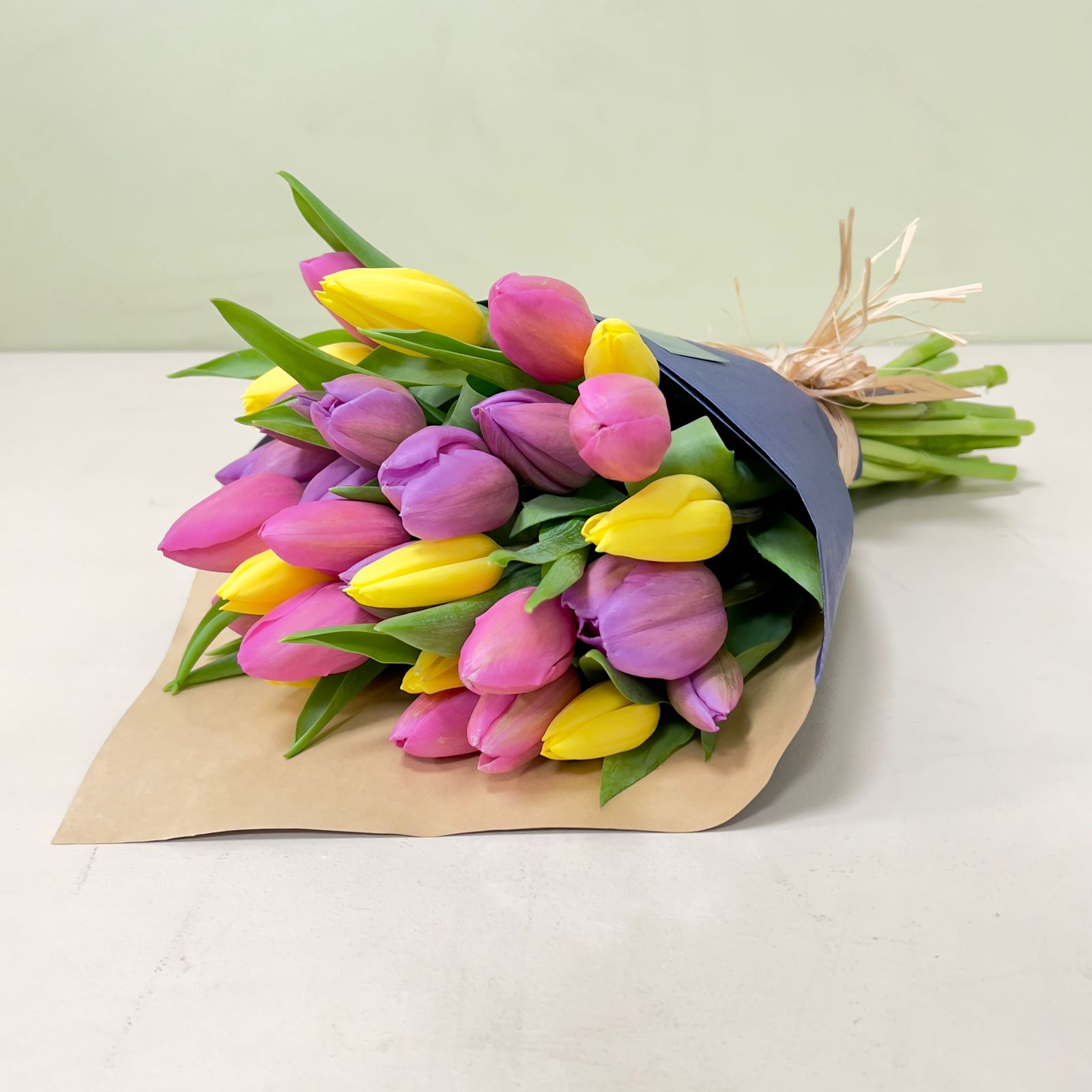 Ramo 30 Tulipanes