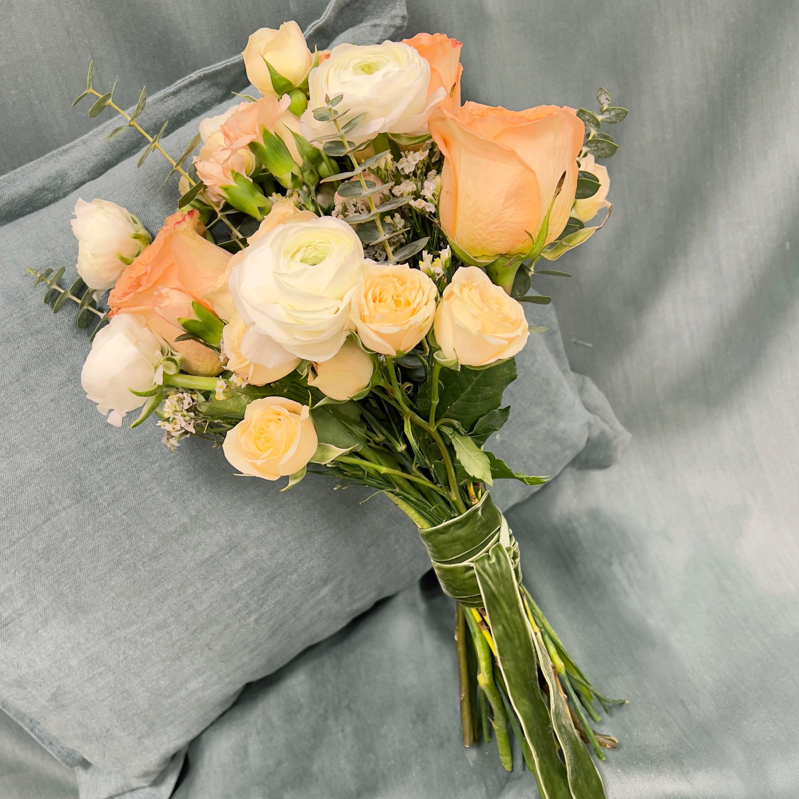 Ranúnculos & Rosas Novia
