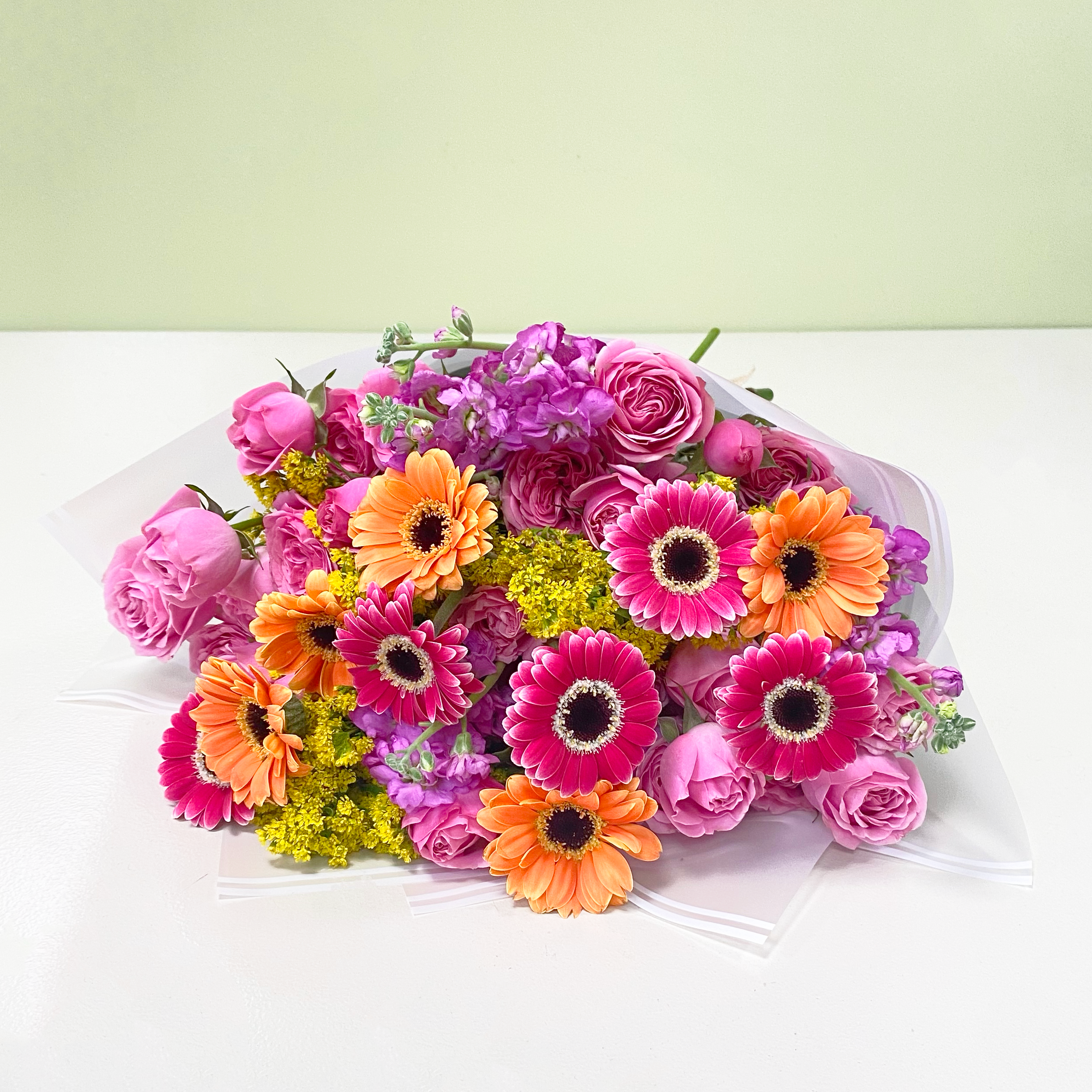 Mini Gerberas & Mini Rosas | M10
