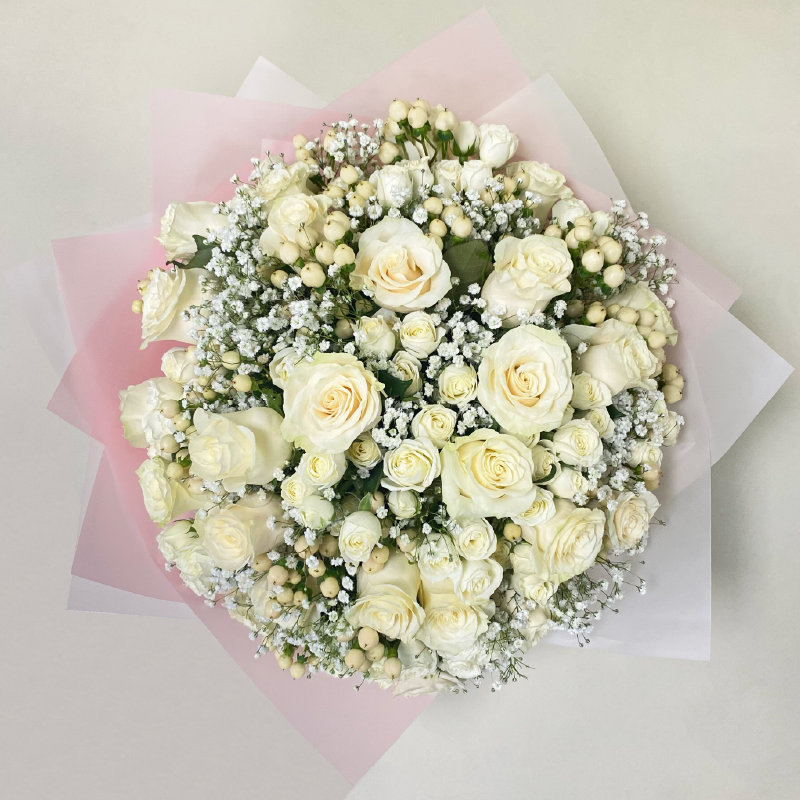Maxi Ramo Mixto Rosas Blancas