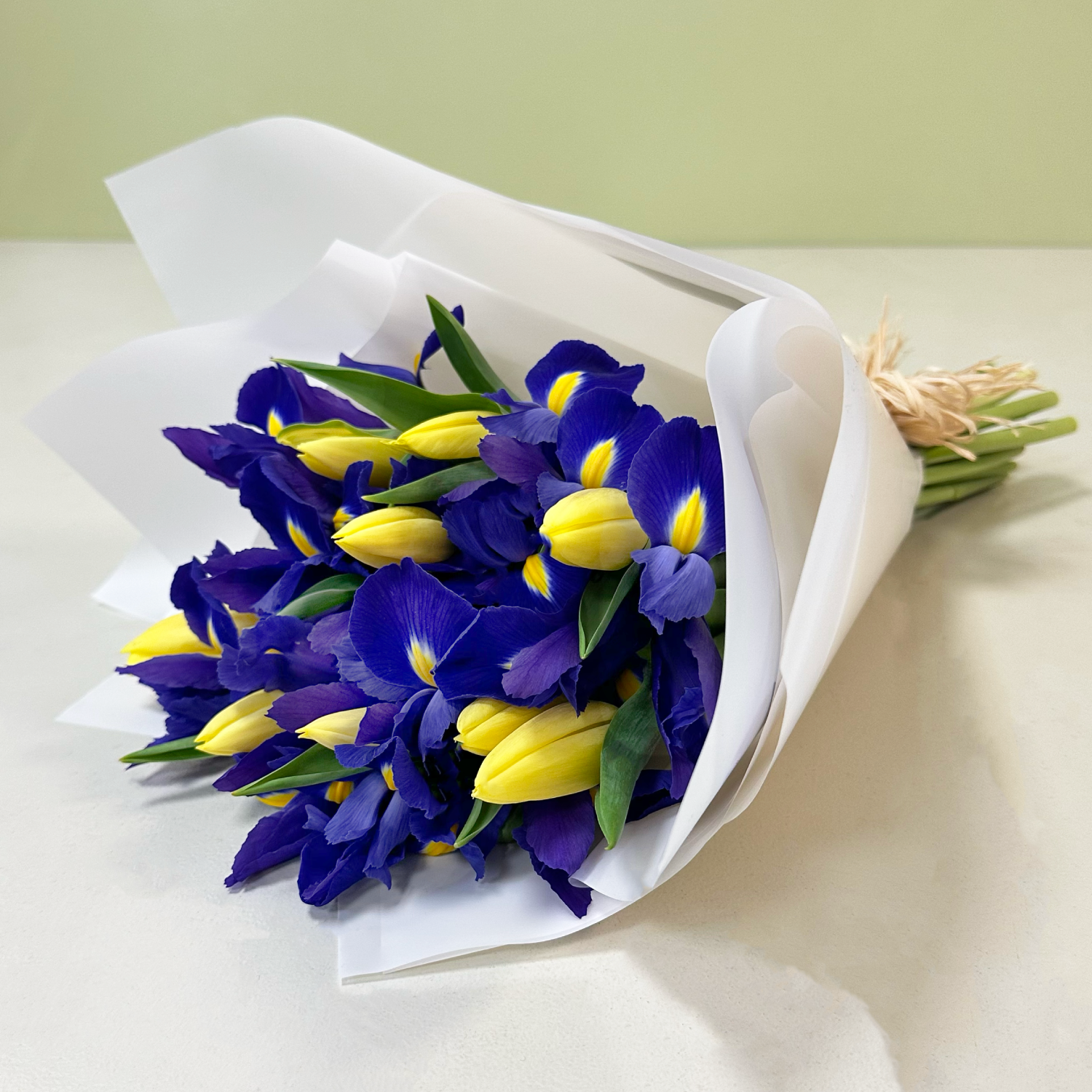 Ramo Iris & Tulipán