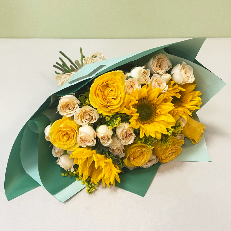 Rosas Amarillas & Girasol