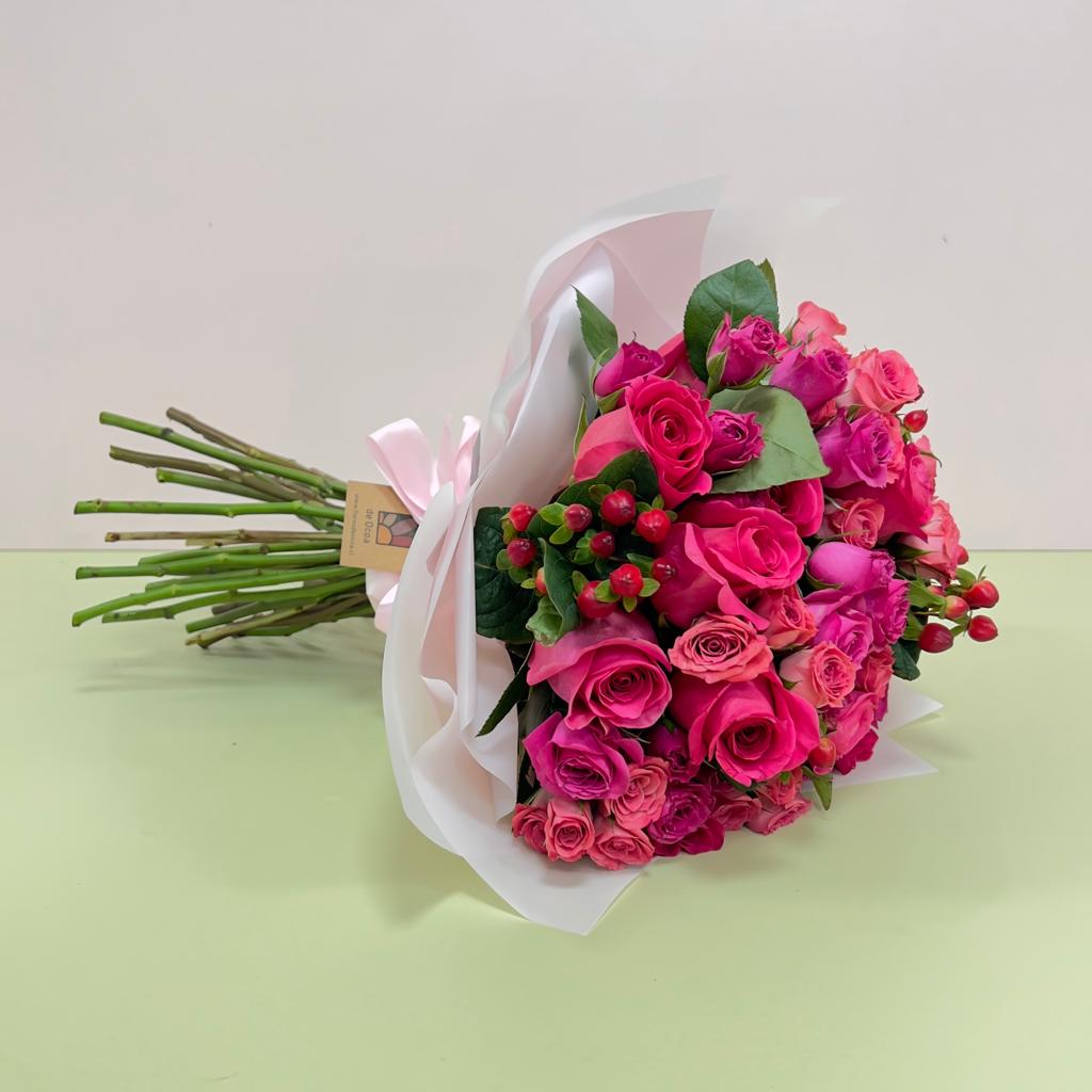 Ramo de Rosas & Mini Rosas Pink