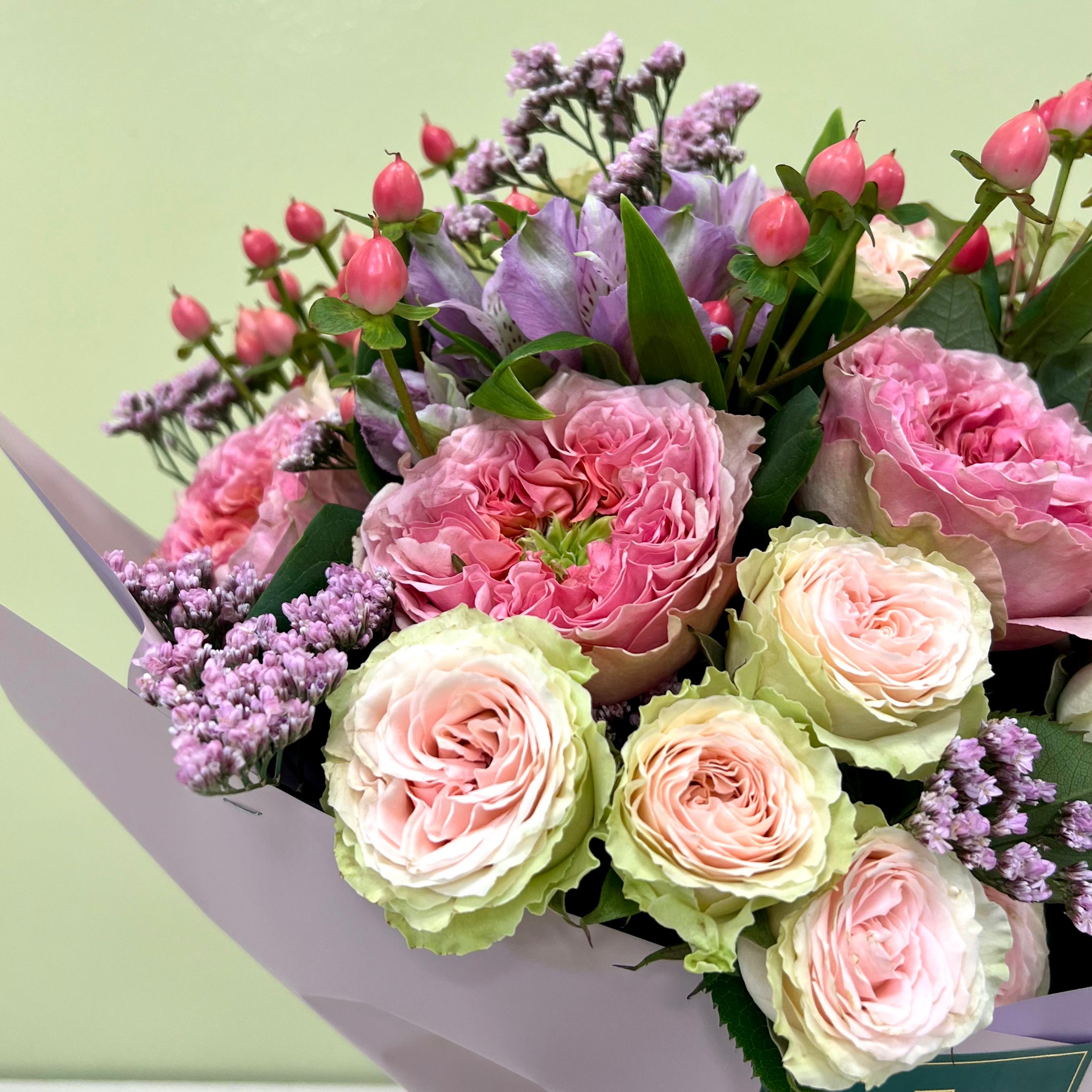 Garden Roses Pastel