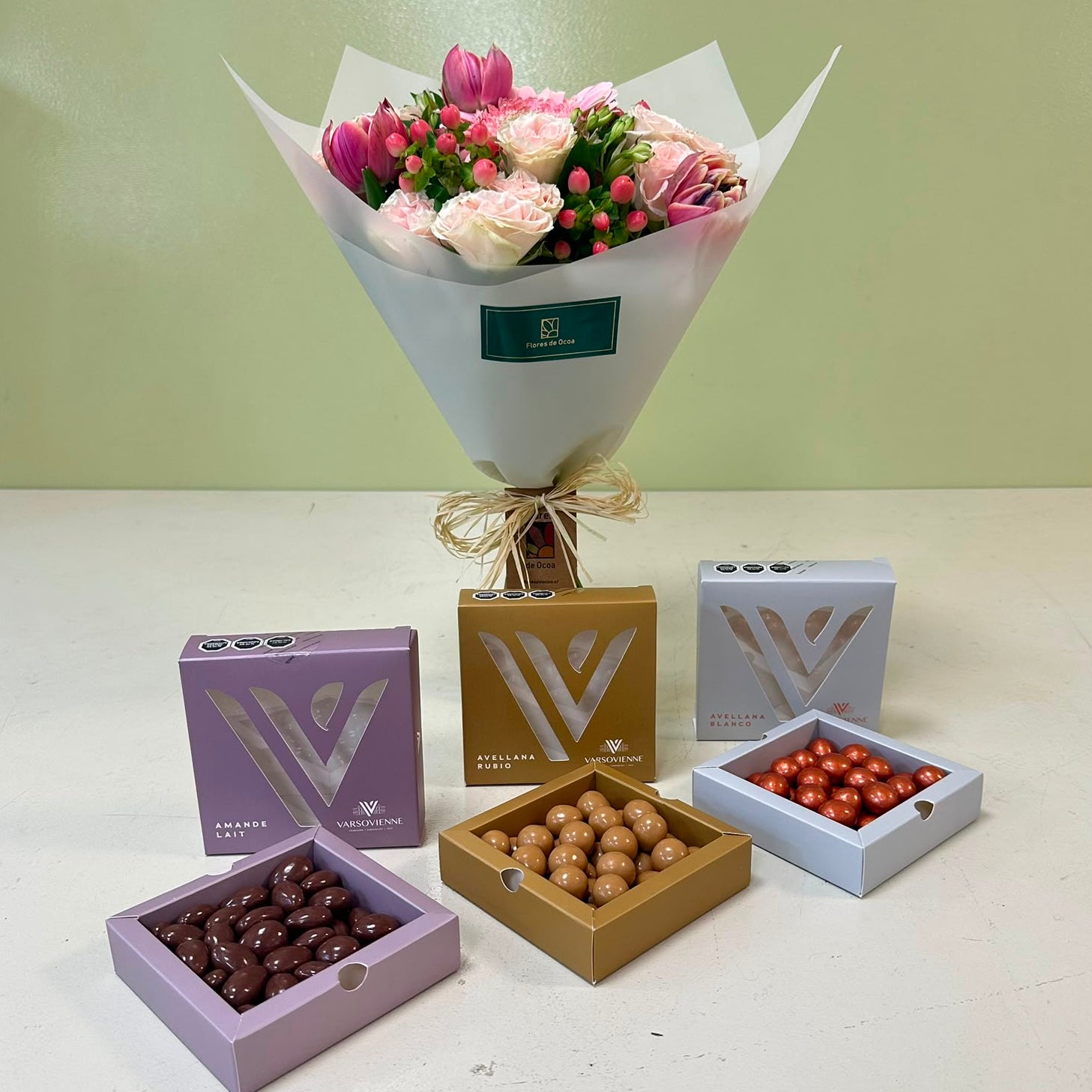 Ramo Gerbera & Mini rosas+Chocolate