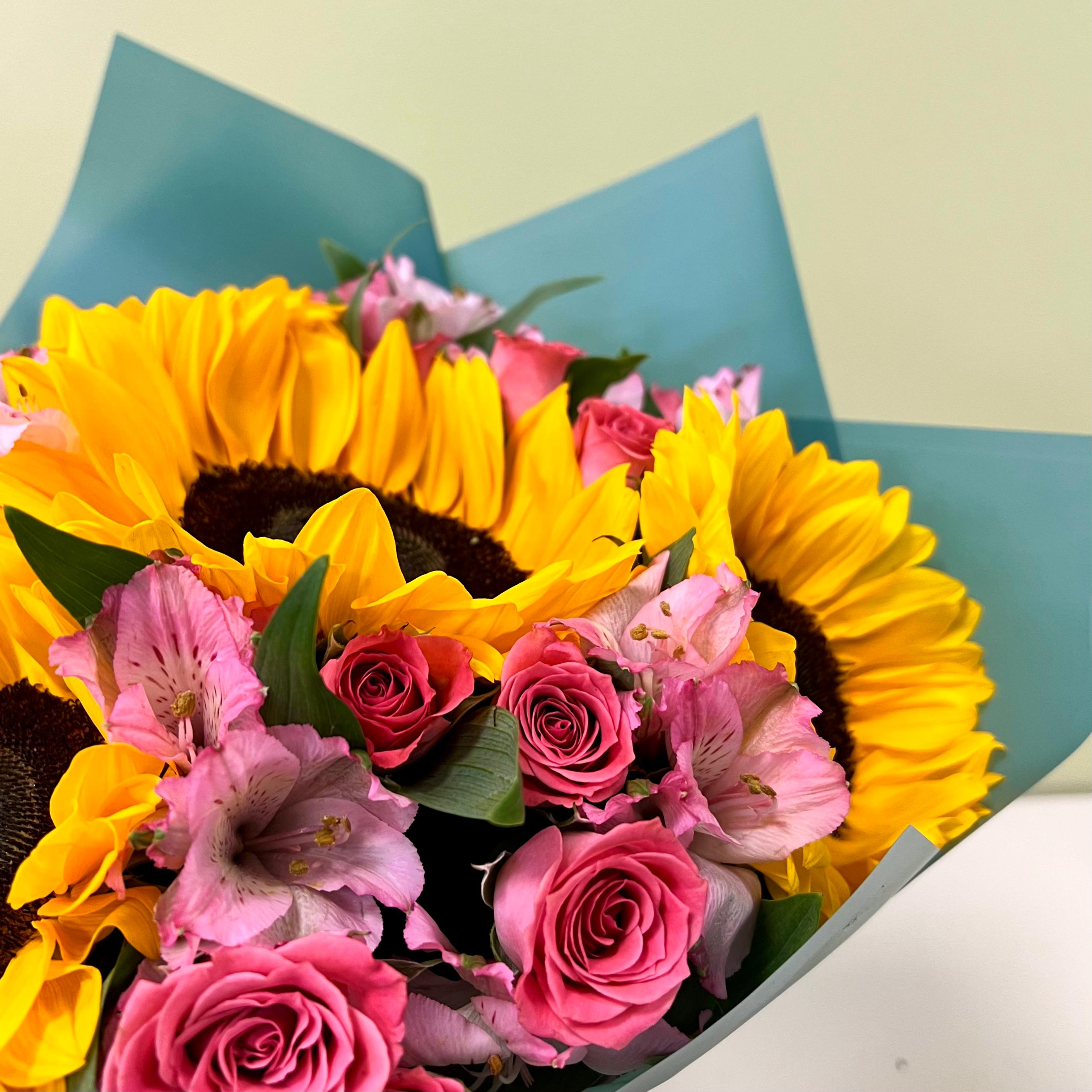 Ramo Girasol & Mini Rosa | M4